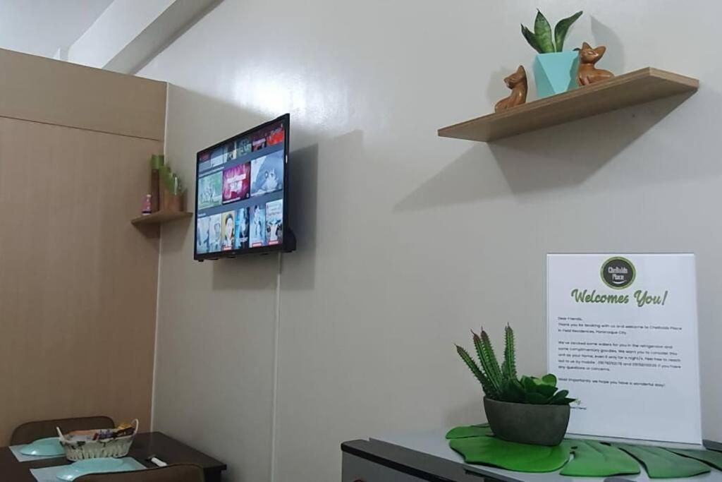 Cherolds Place Lovely 1 Bedroom Condo With Balcony Manila Exterior photo